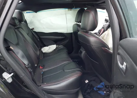 2015 Dodge Dart Gt z USA, uszkodzony, nr VIN 1C3CDFEB4FD346525